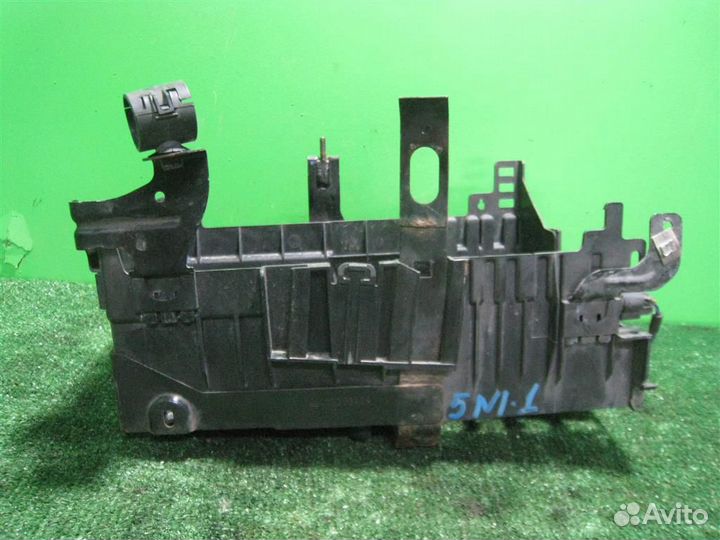 Площадка под акб Opel Astra J 2010