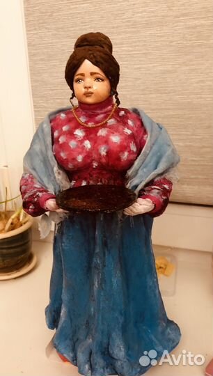 Ватная кукла с блинами и куличом