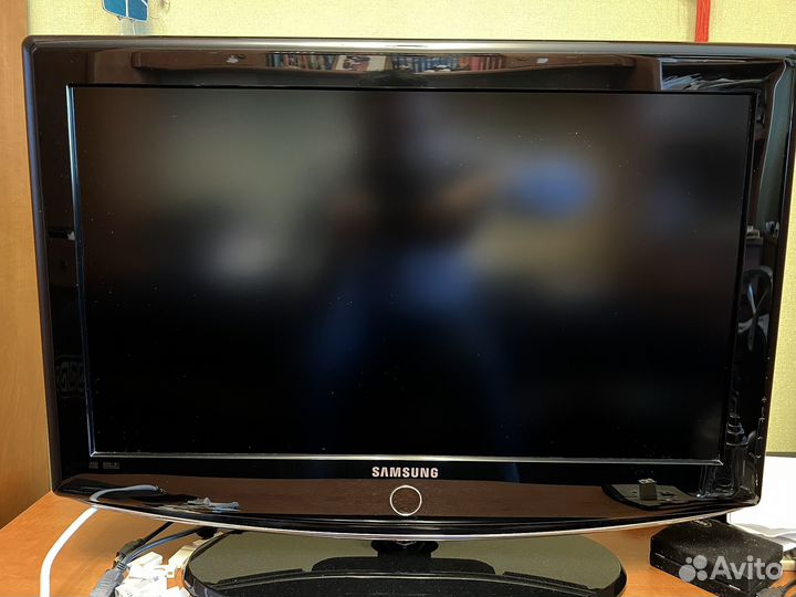 Телевизор samsung 26 дюймов LE26R82B