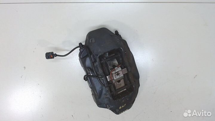 Суппорт Volkswagen Touareg, 2011