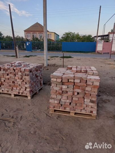 Газоблок и красный кирпич