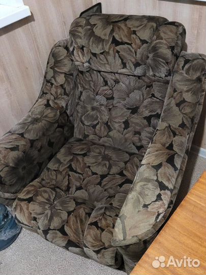 Мягкое кресло