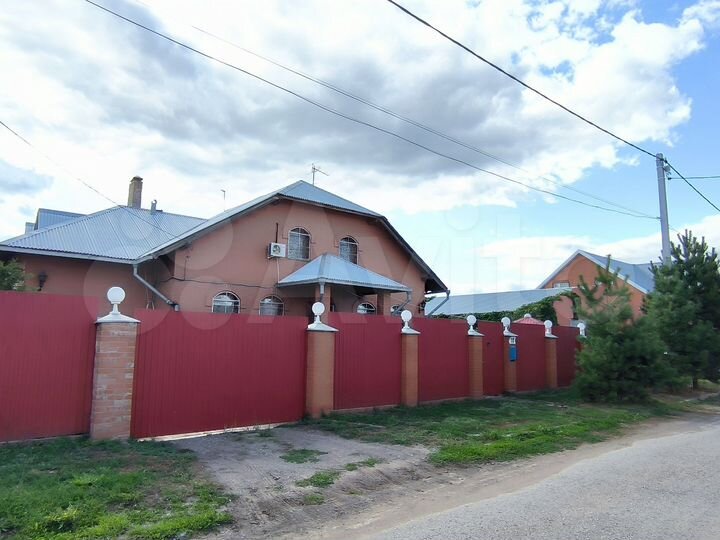 Дом 250 м² на участке 17 сот.