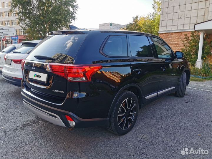 Mitsubishi Outlander 2.0 CVT, 2018, 120 000 км