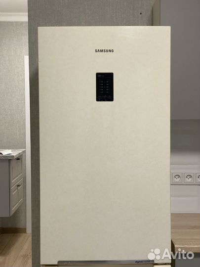 Холодильник samsung