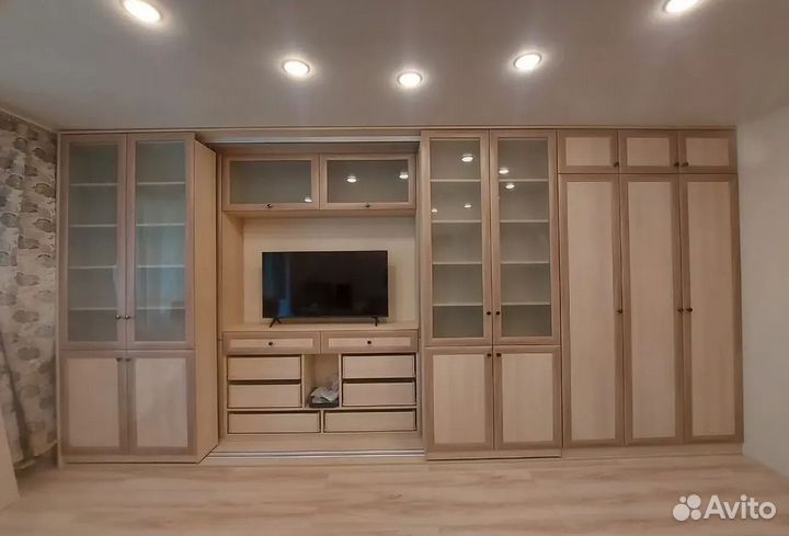 Шкаф в гостинную