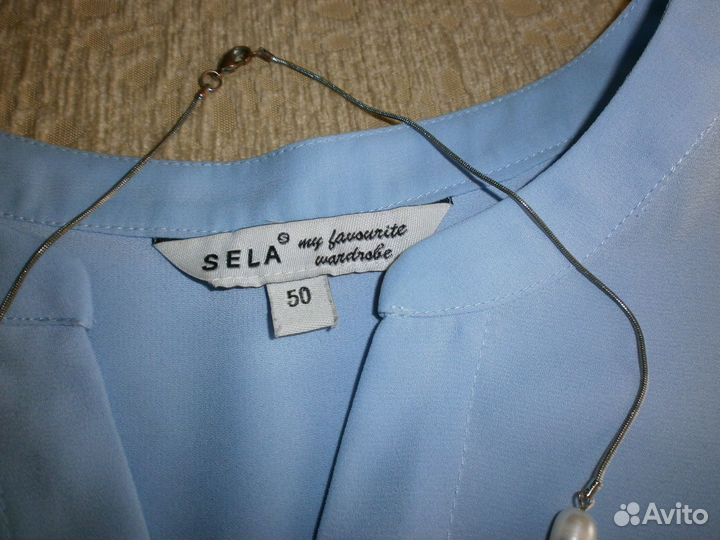 Блузка шелковистая нежно-голубая