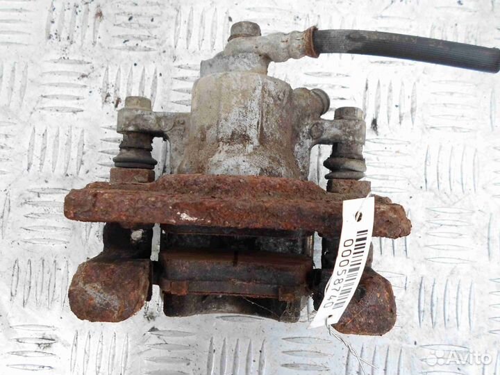 Суппорт задний левый Toyota Camry 7 XV50