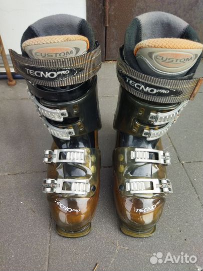 Горнолыжные ботинки