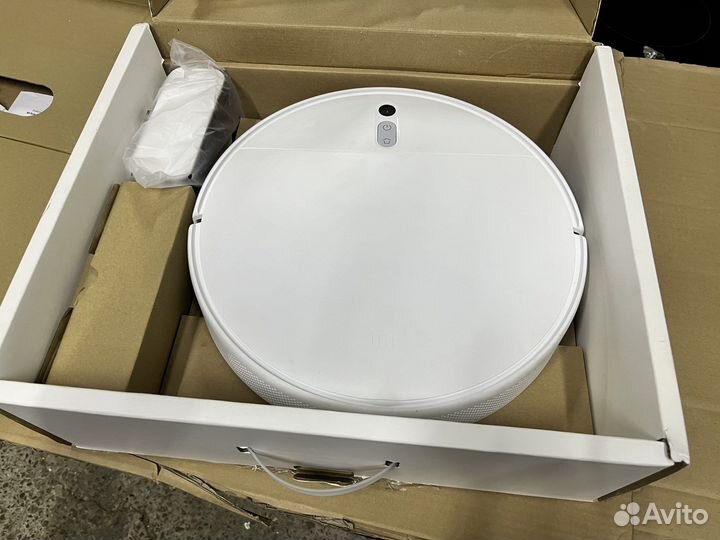 Робот-пылесос Xiaomi Mi Robot Vacuum-Mop 2 Lite