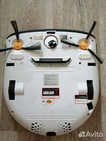 Робот пылесос