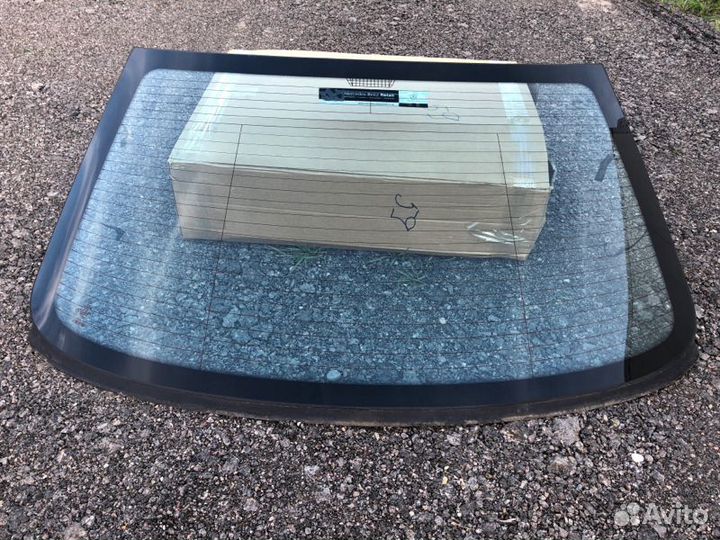 Стекло заднее Mercedes E-Class W211 272.943 2007