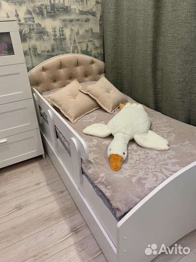 Детская кровать с мягкой спинкой Классика