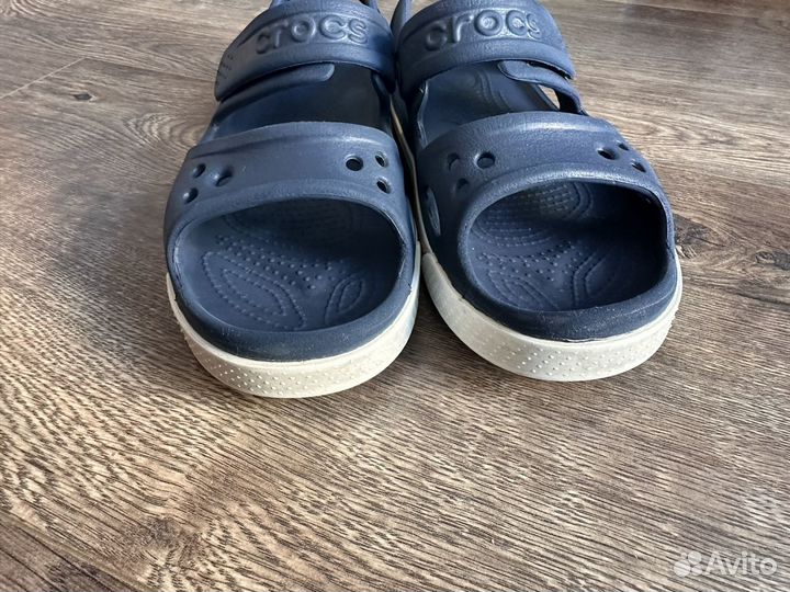 Сандалии crocs J1