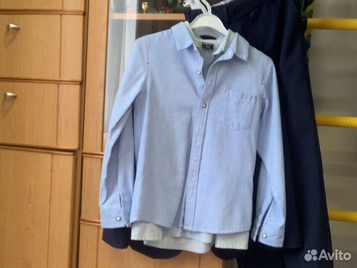 Школьный костюм и рубашка на мальчика