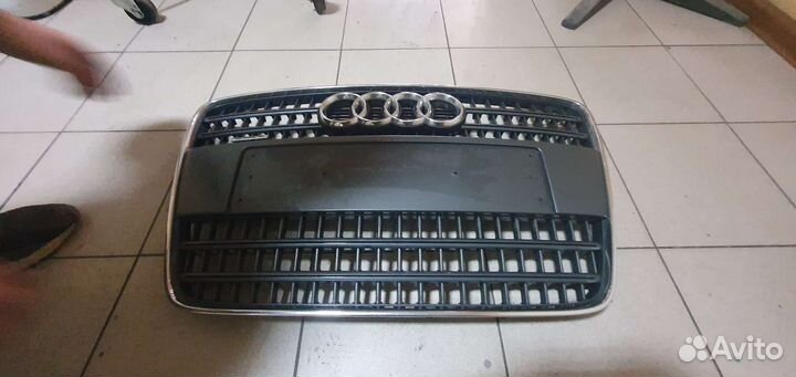 Решетка радиатора audi q7