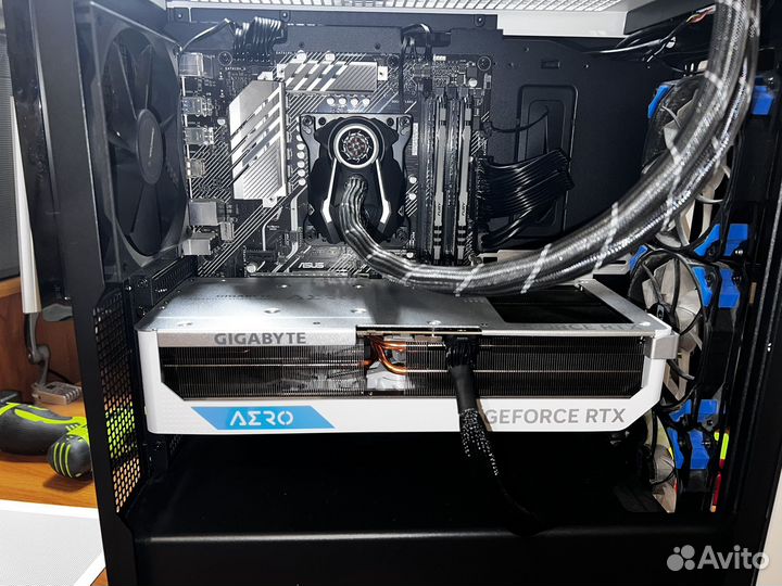 Видеокарта gigabyte GeForce RTX 4090 aero OC