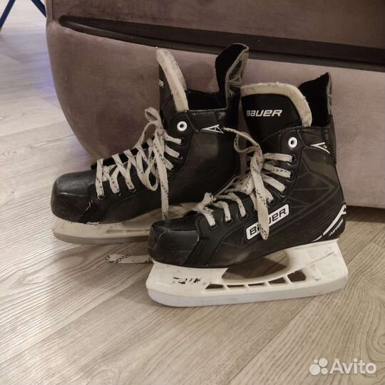 Хоккейные коньки bauer
