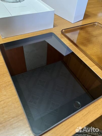 iPad 6 поколения 128 гб