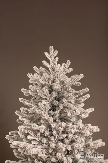 Елка искусственная заснеженная Уральская