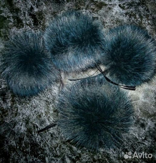 Помпоны на шапку из натурального меха