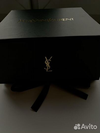 Подарочная коробка Yves Saint Laurent