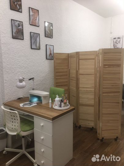 Мастер маникюра и педикюра