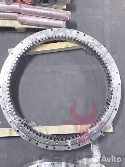 Опорно-поворотный круг R210LC-7A 81Q6-00021