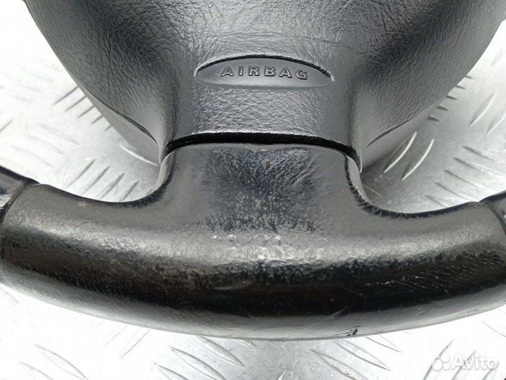 Руль для Volkswagen Golf 4