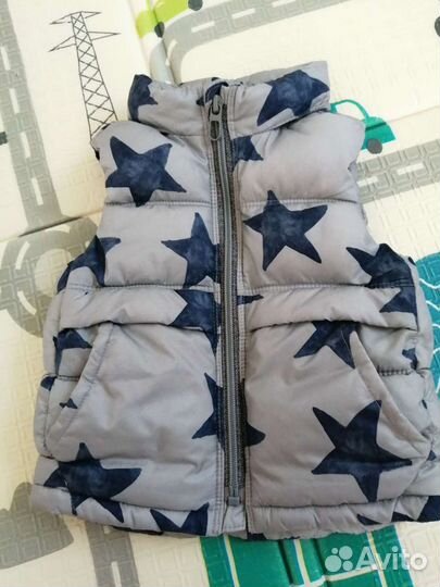 Жилетка для мальчика zara