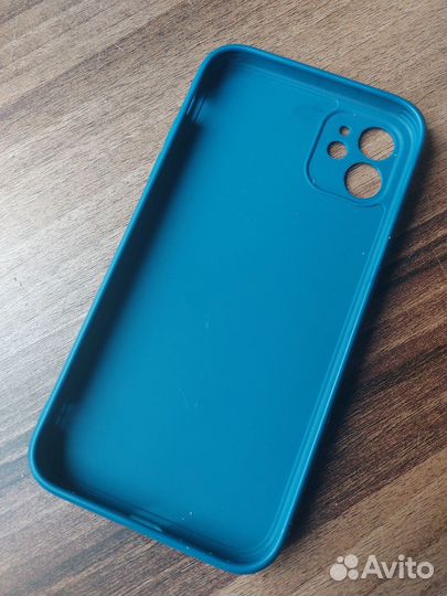 Чехол на iPhone 11