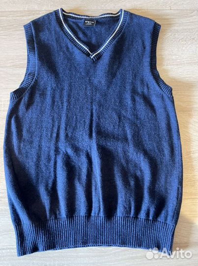 Два жилета для мальчика