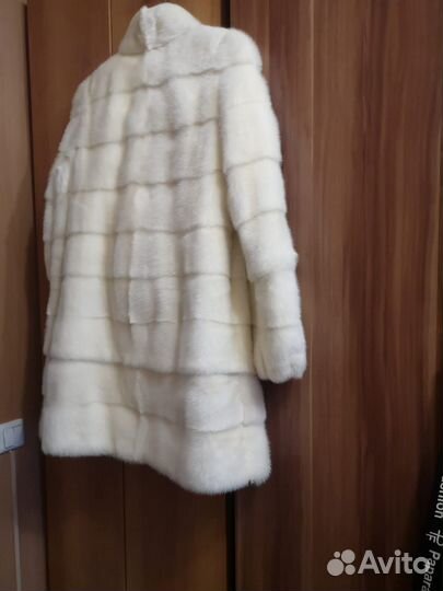 Белая шуба норковая 48 50