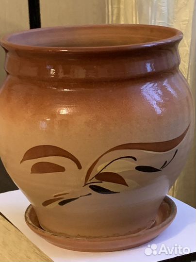 Горшок керамический,большой