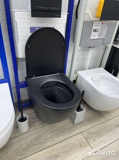 Унитаз подвесной черный