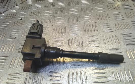 Катушка зажигания бензиновая mitsubishi carisma (8