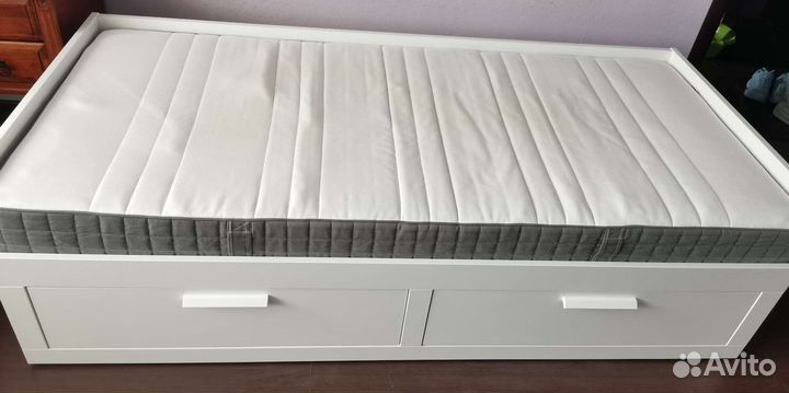 Раздвижная кровать IKEA