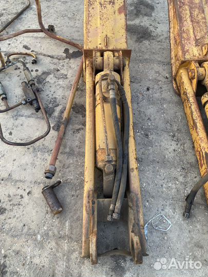 Запчасти на экскаватор юмз 2621