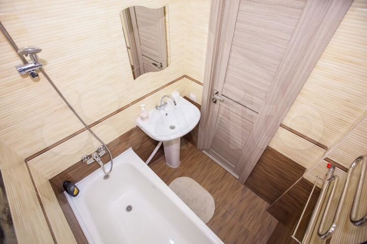 2-к. квартира, 62 м², 5/9 эт.