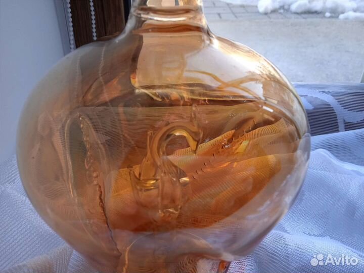 Графин стеклянный СССР внутри лебедь