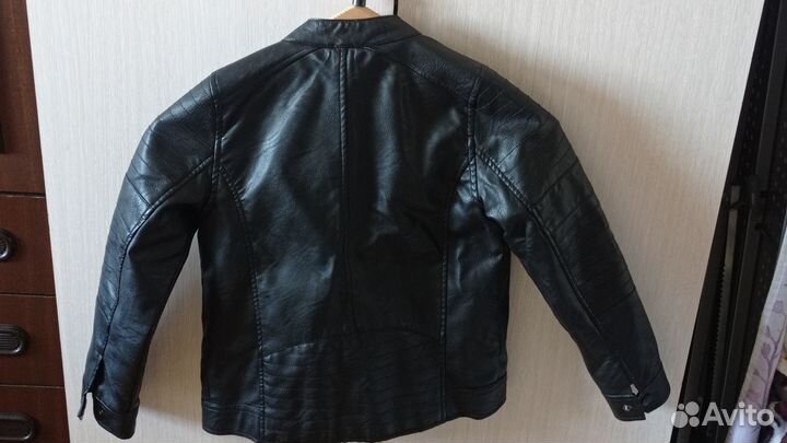 Куртка кожанная. Куртка на мальчика