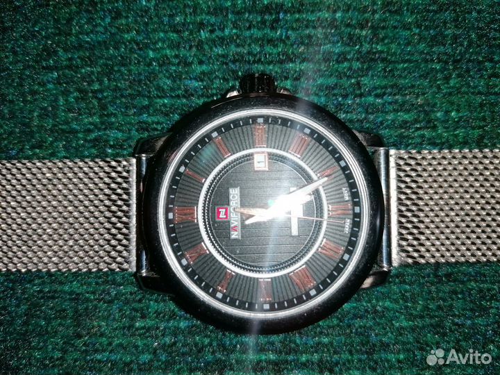 Часы naviforce