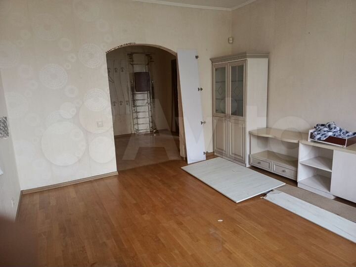 2-к. квартира, 71 м², 3/5 эт.
