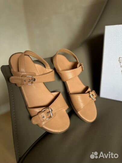 Age of Innocence сандали