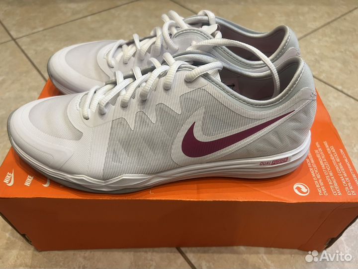 Кроссовки nike dual fusion 38