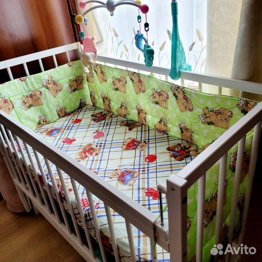 Детская кроватка