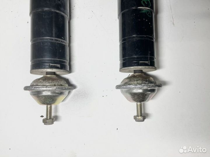 Амортизатор передний Mercedez W140