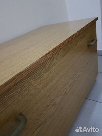 Мебель в прихожую, коридор; тумбочки, зеркало