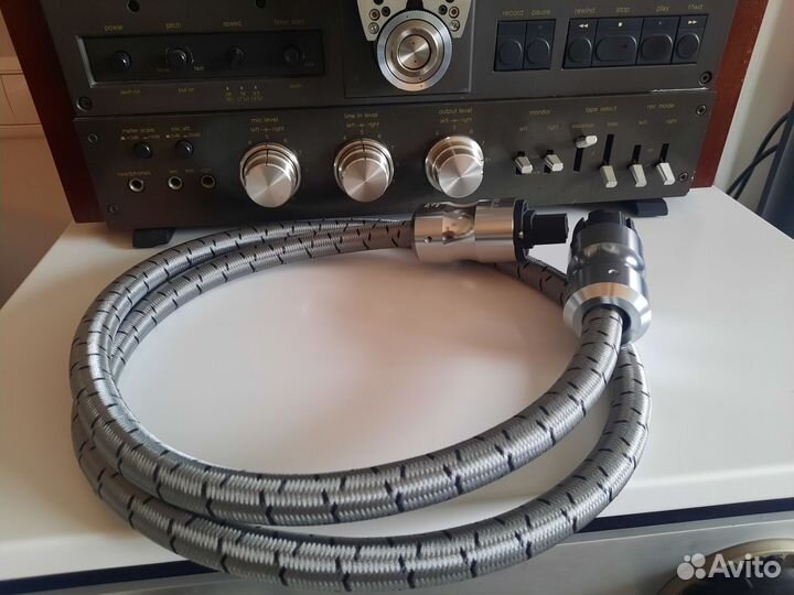 Сетевой силовой кабель