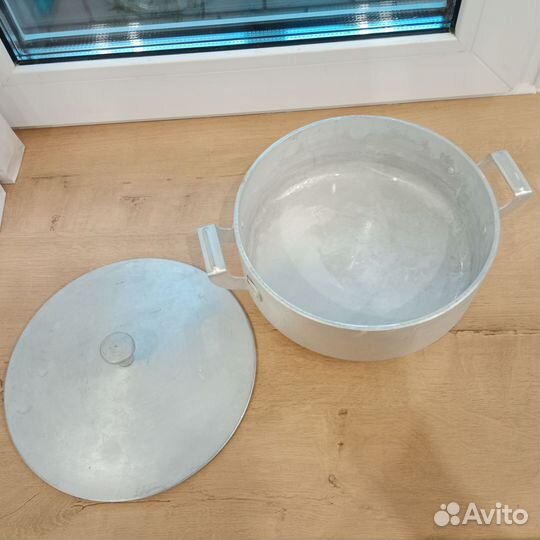 Алюминиевая кастрюля 2л